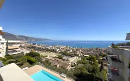 appartement 2 pièces à ROQUEBRUNE CAP MARTIN (06190)
