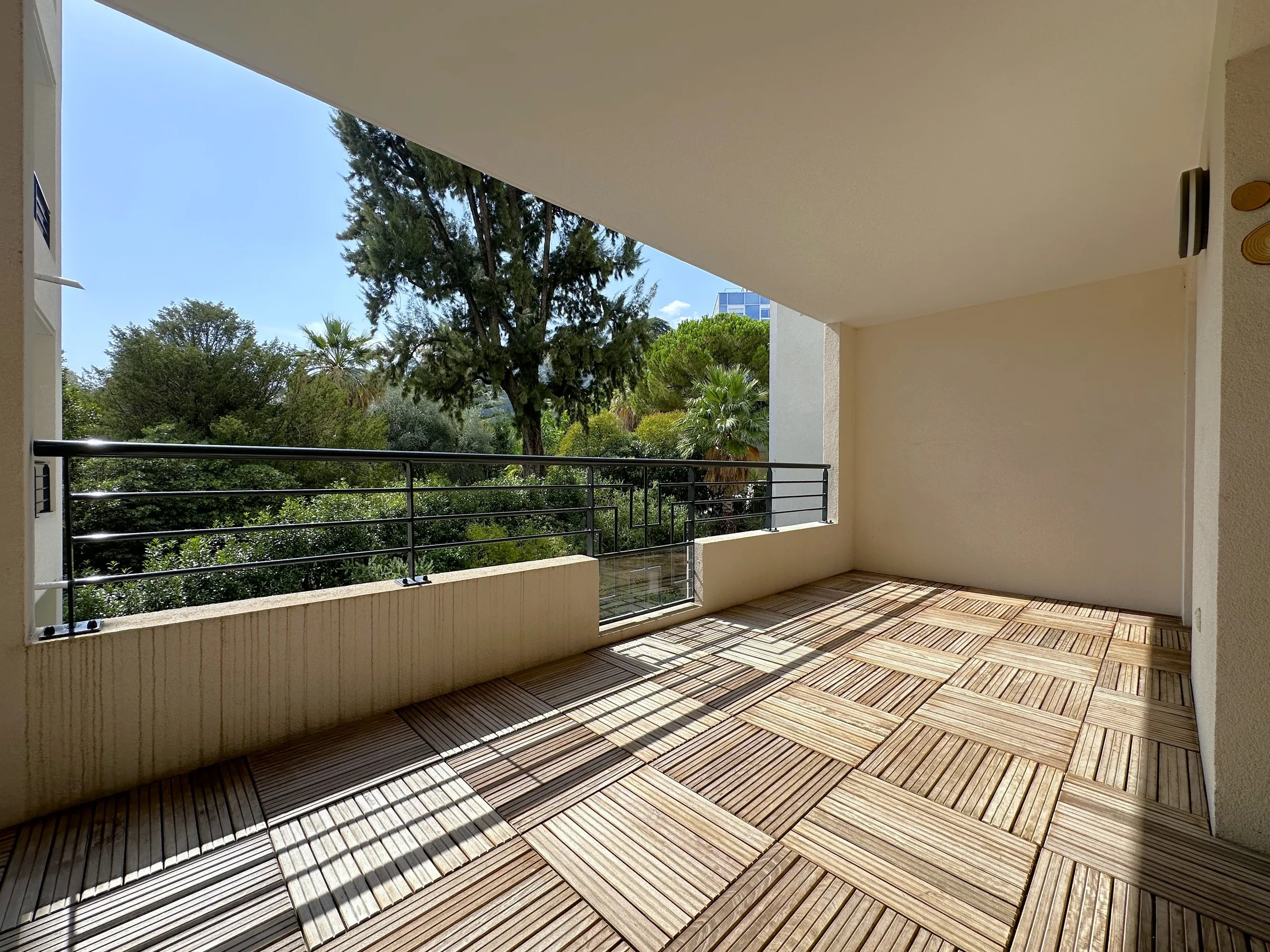 appartement 2 pièces à Menton (06500)