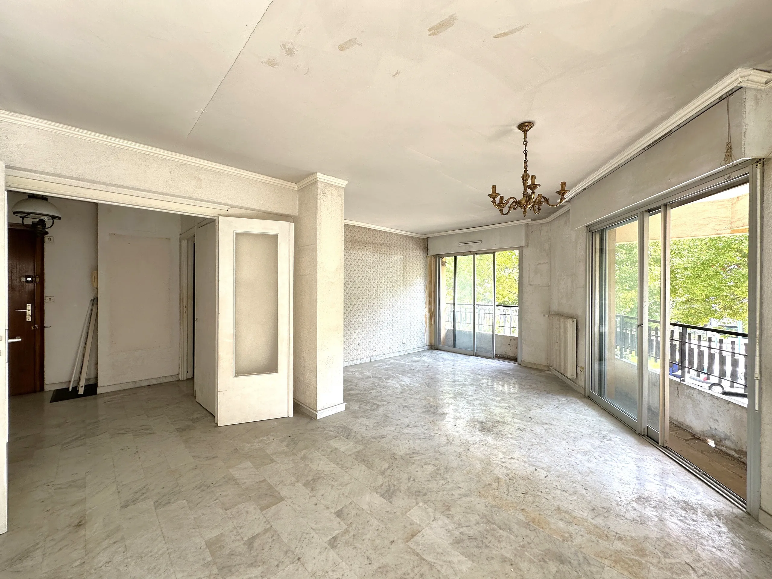 appartement 3 pièces à Menton (06500)